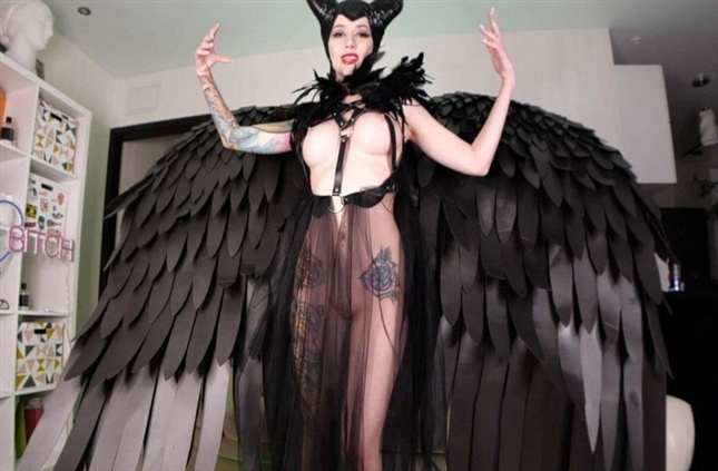 Manyvids Purple_Bitch – Best Cosplay Porn for Maleficent FullHD mp4 1080p